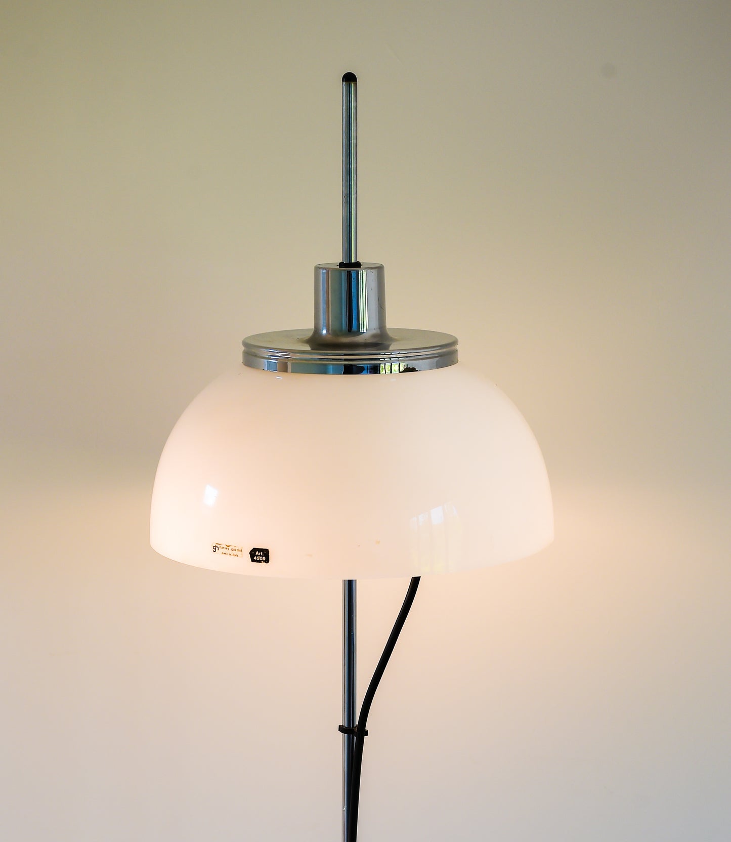Harvey Guzzini Faro Floor Lamp. Italy 1973 – 1976