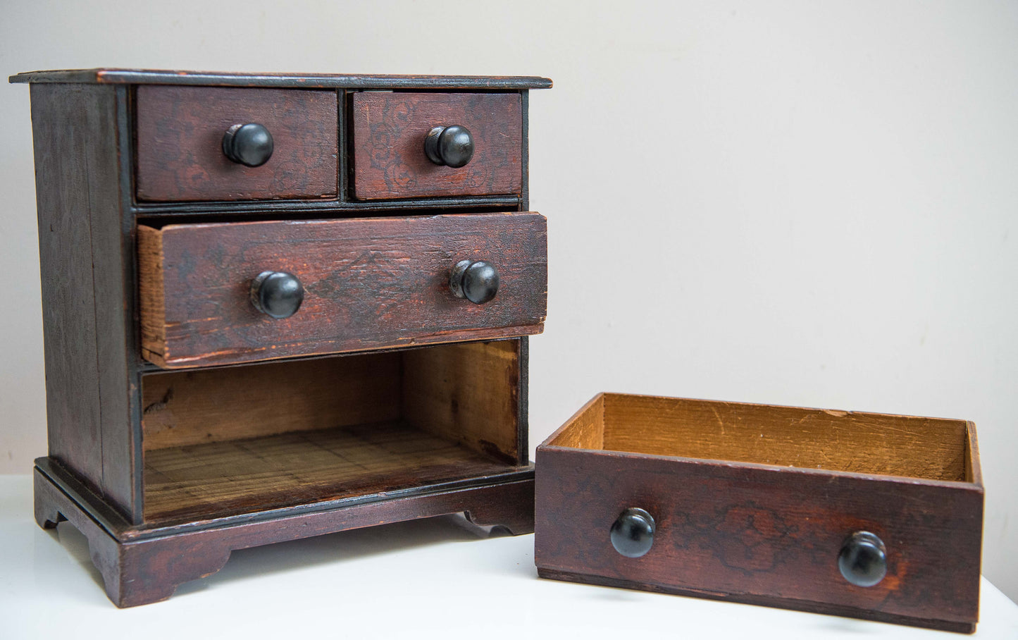 Miniature or apprentice pine chest of drawers, dating from the late 19th Century
